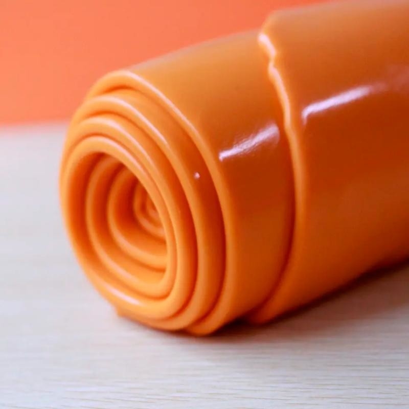 Silikon-Gummi-Rohstoff 8Mpa der Stütz-Farb-Kundenbezogenheits-7150 MVQ für die Gestaltung